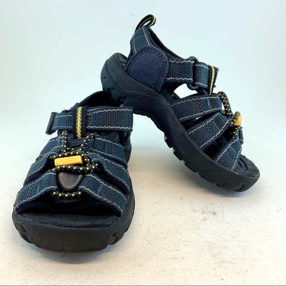 keen rialto open toe sandals